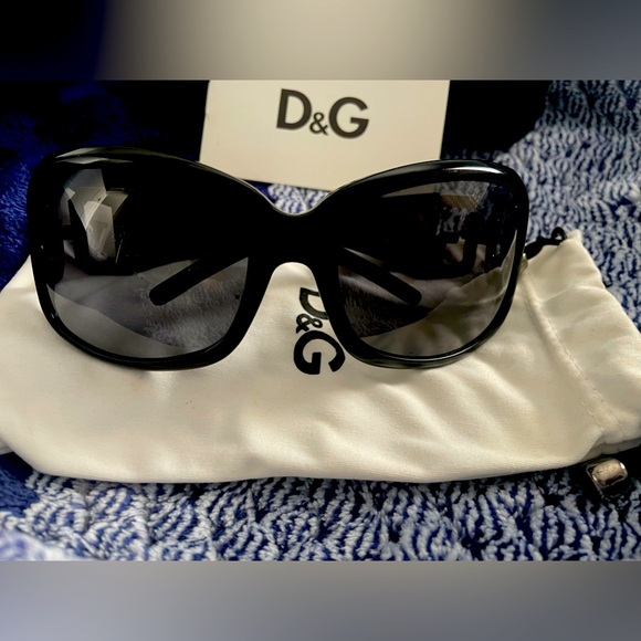 Sunglasses DOLCE & GABANA - Picture 2 of 8